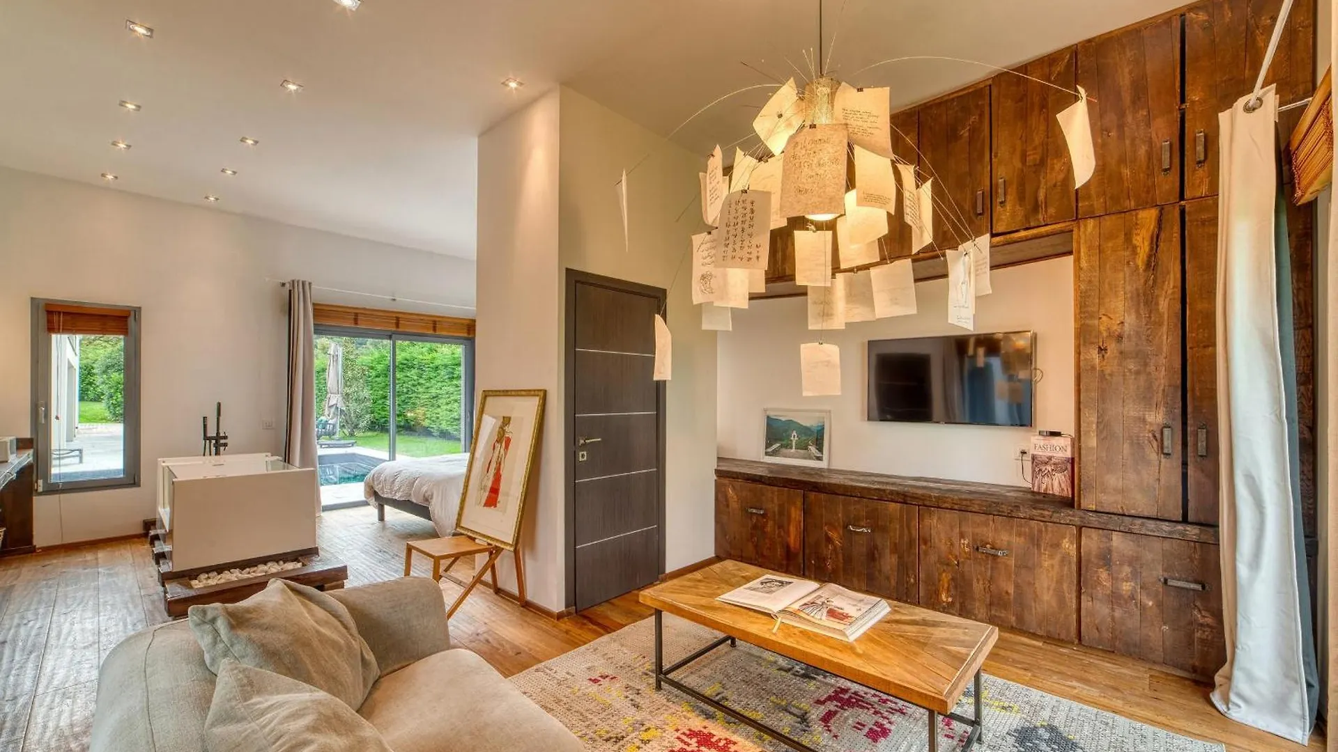 Holiday home L'Avedis - Magnifique Maison De Luxe Avec Piscine Montanay France